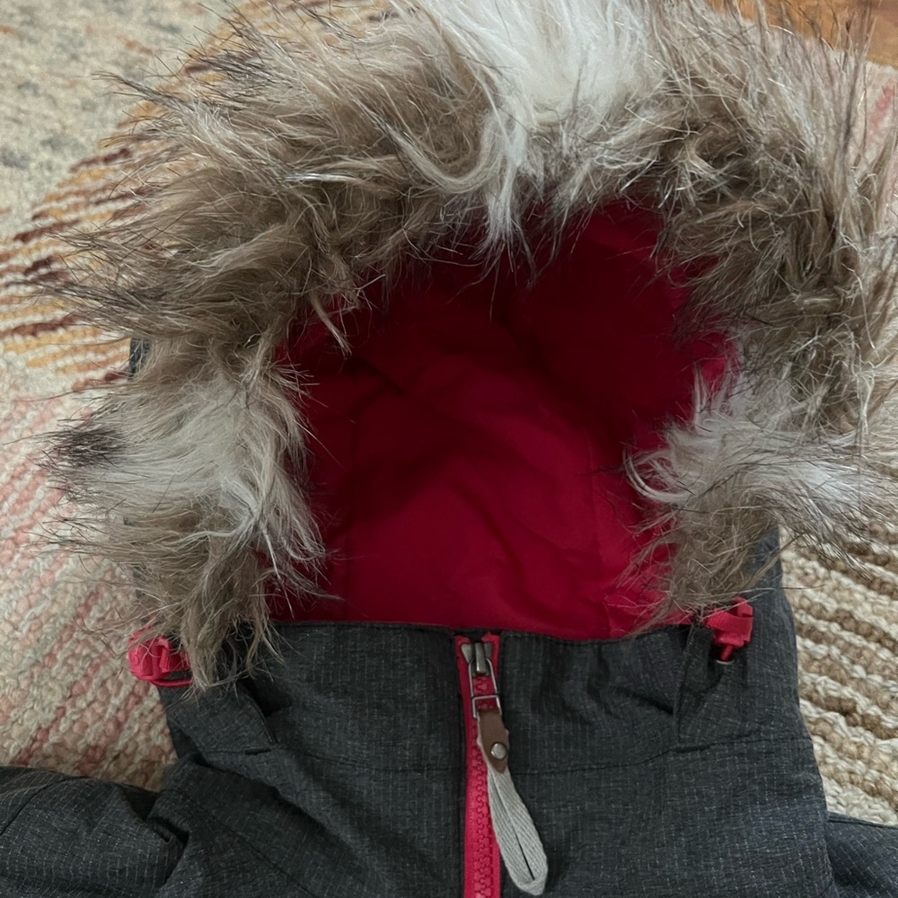 Burton Women’s Charcoal and Pink Ski/Snowboard Coat - Picture 7 of 13
